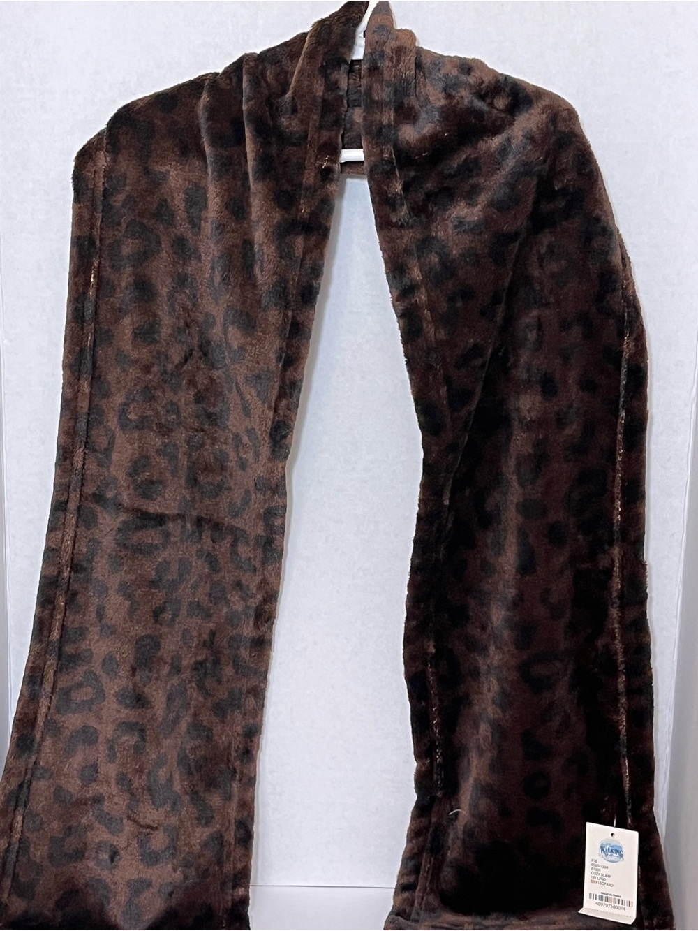 Leopard print fuzzy Scarf